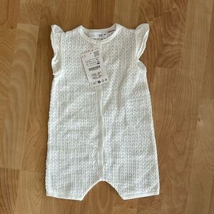 Zara baby white knitted 12-18 months.